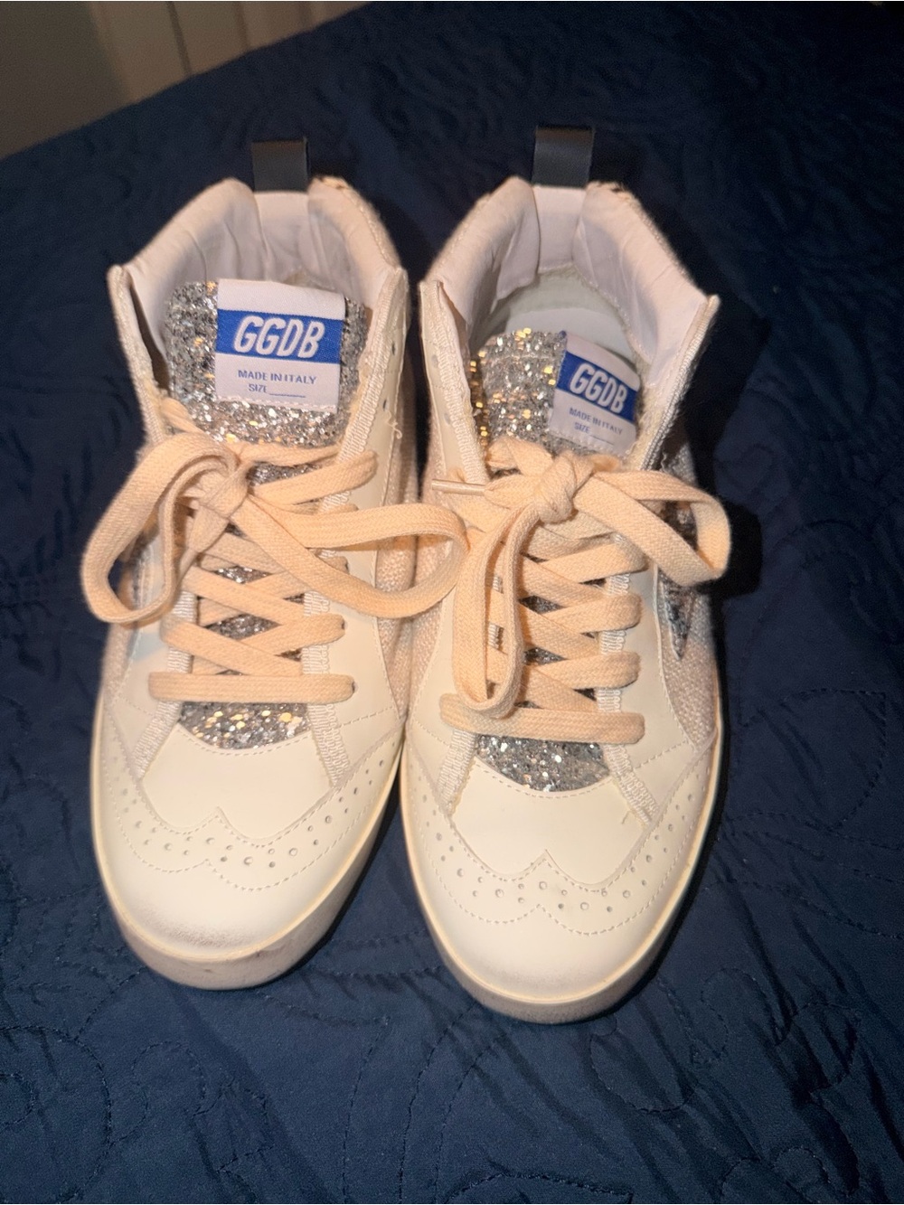 Women's Glitter Accent Cream Leather Sneaker